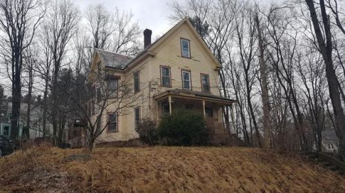 20 Bangs Ave, Orange, MA 01364-1608