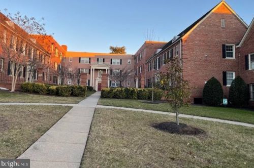 2010 Fort Davis St, Washington, DC 20020-1333