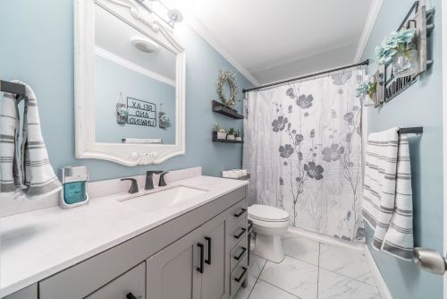 2511 Rardin Ct, Covington KY  41017-1121 exterior