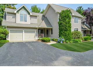 1 Oyster Pt, Warren RI  02885-4101 exterior