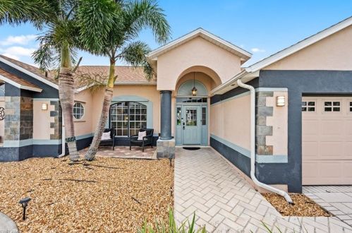 5322 20th Pl, Cape Coral, FL 33914-6824