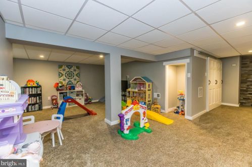 464 Sterling Ct, Southampton PA  18966-2776 exterior