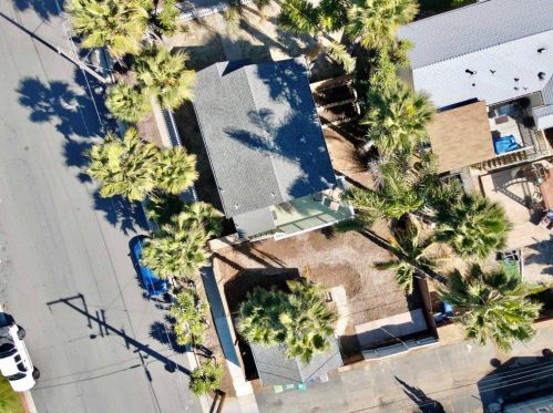 621 Horne St, Oceanside CA  92054-2418 exterior