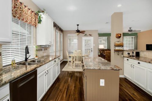 4217 Tiffany Dr, Lewisville TX  75022-0951 exterior