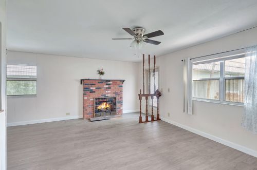 155 Valencia G, Delray Beach FL  33446-2055 exterior