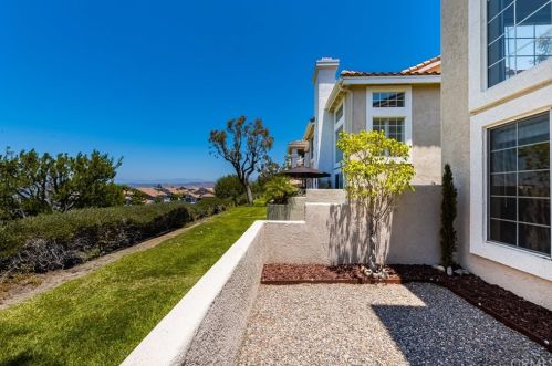 1093 Sundance Dr, Anaheim, CA 92808-2410