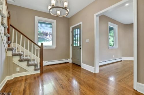 200 Mountain Way, Greystone Park NJ  07950-1906 exterior
