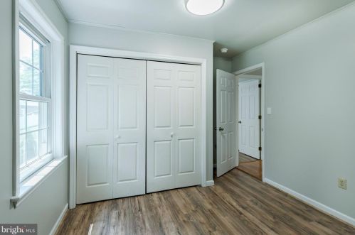 1704 Wheatland Ave, Lancaster PA  17603-4520 exterior