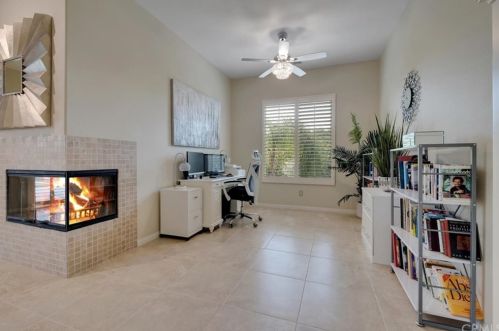 15 Napoleon Rd, Rancho Mirage CA  92270-2715 exterior