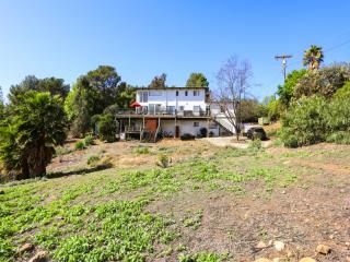 21323 Colina Dr, Topanga, CA 90290-3512