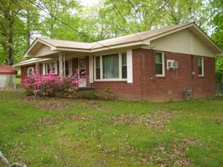 183 Highland St, Decaturville, TN 38329-8003