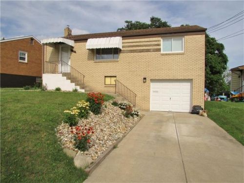 1191 Cascade Dr, Whitaker PA  15120-1324 exterior