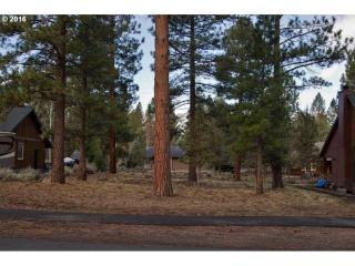 869 Locust St, Black Butte Ranch, OR 97759-9417
