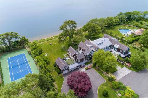 116 Centre Island Rd, Muttontown, NY 11771-4906