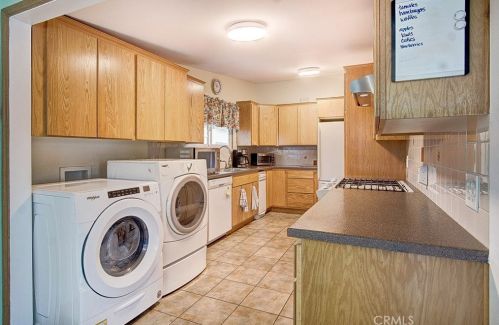 7712 Davmor Ave, Stanton CA 90680-3113 exterior