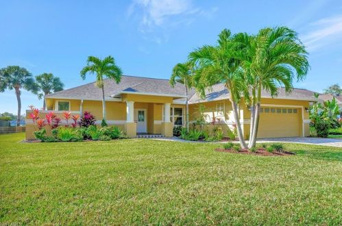 2274 River Reach Dr, Naples, FL 34104-6923