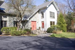 168 Pine St, Medfield MA  02052-1323 exterior
