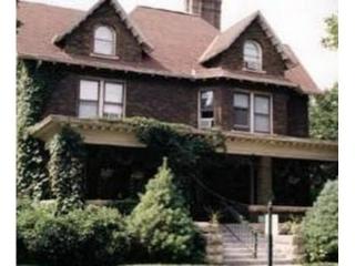 704 Broad St, Mankato, MN 56001-3425