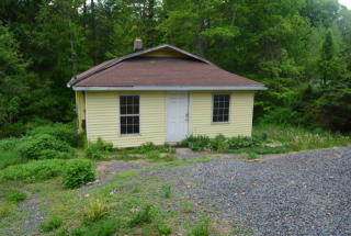8254 Blue Ridge Trl, Wapwallopen, PA 18660-1857