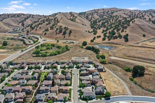 9435 Vintner Cir, Grayson CA  95363-8902 exterior