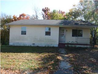 364 Berry St, Cleveland, TN 37311-2322