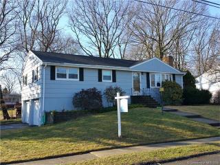 305 Goldbach Dr, Stratford, CT 06614-1857