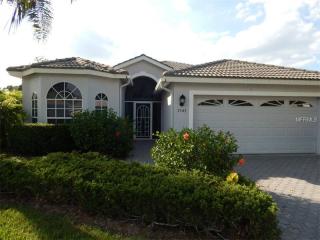 7545 Fairlinks Ct, Sarasota, FL 34243-3831