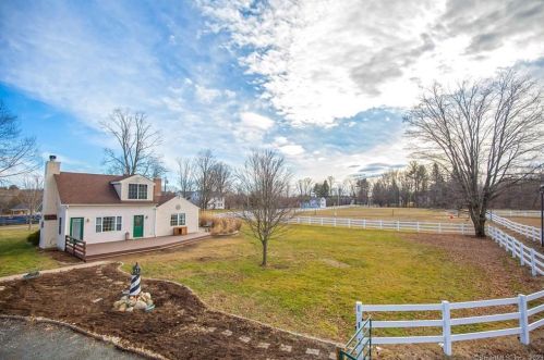 31 Wells Rd, Granby CT  06035-1604 exterior