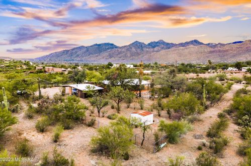 3849 Houghton Rd, Tucson, AZ 85749-9012