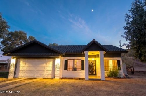 577 Camino Lito Galindo, Nogales, AZ 85648-2002