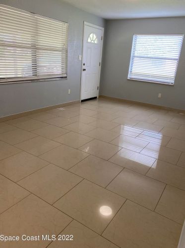 3875 Smart St, Cocoa, FL 32926-4048
