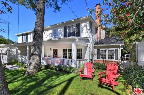 11247 Canton Dr, North Hollywood, CA 91604-4155