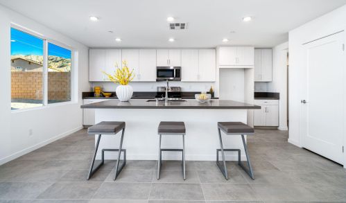 68220 Calle Azteca, Desert Hot Springs CA  92240-6412 exterior