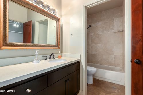 7839 Dixileta Dr, Scottsdale AZ exterior