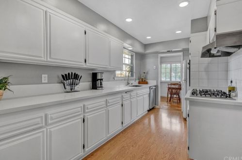 8787 Johnson Cir, Buena Park, CA 90620-3822