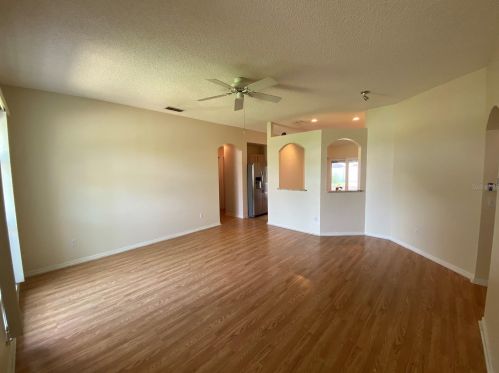 817 Mentmore Cir, Deltona, FL 32738-7833