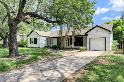 321 13th Ave, Texas City, TX 77590-6224