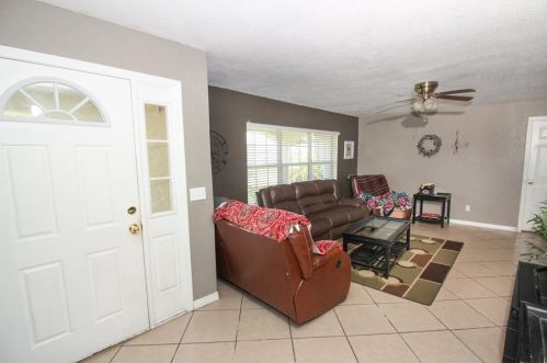 239 Chadworth Dr, Kissimmee FL  34758-3041 exterior