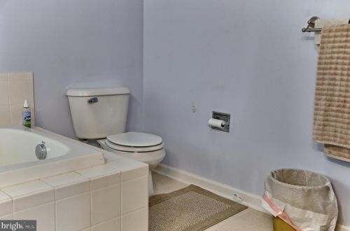 43 Wooten Ct, Dover DE  19904-3863 exterior