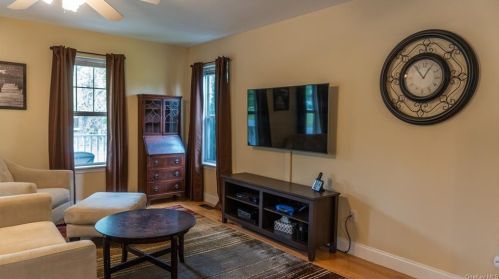 39 Bush Creek Ln, Poughquag NY  12570-5557 exterior