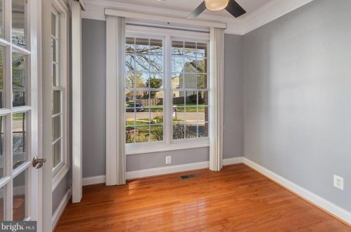 13101 Taverner Loop, Woodbridge VA  22192-5333 exterior