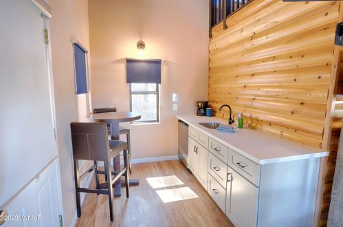 123 Sky Hi Dr, Pinetop AZ  85935-8802 exterior