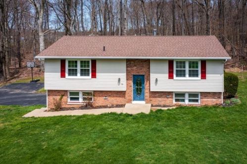 54 Bentley Ave, Greenville, PA 16125-1432
