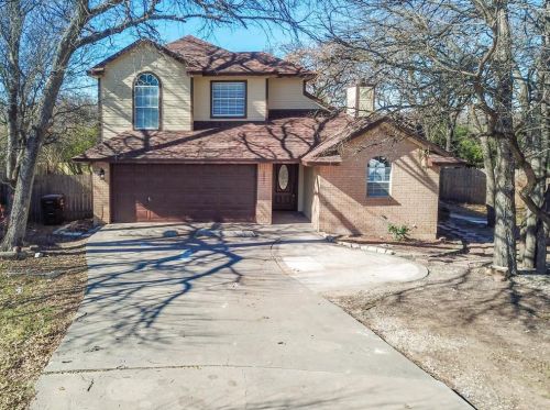 2801 Howard Ct, Denton, TX 76209-4777