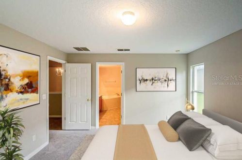 2230 Merry Rd, Tavares, FL 32778-5751