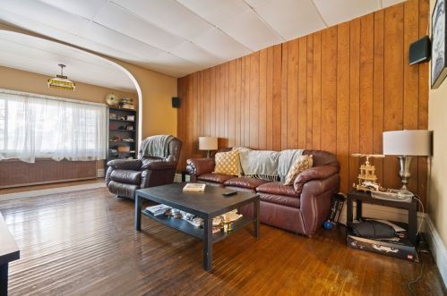 21 Euclid Ave, Pittsburgh PA  15206-1612 exterior