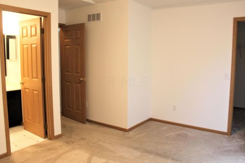 1290 Sassafras Ln, Marysville OH  43040-8032 exterior