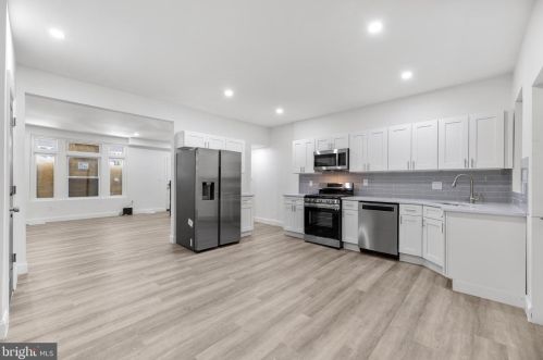 1249 Langham Ave, Camden NJ  08103-2818 exterior