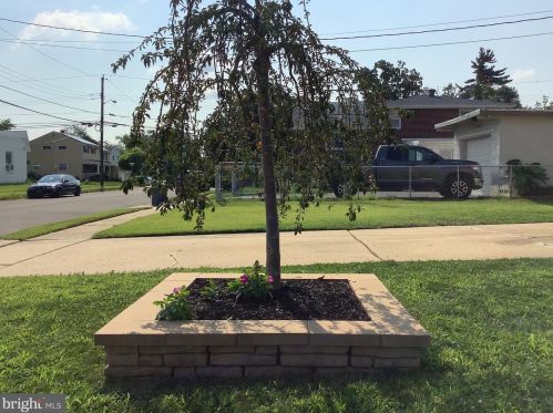 4030 Frosthoffer Ave, Camden NJ  08109-1521 exterior