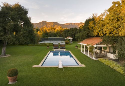 1530 Mimosa Ln, Santa Barbara CA  93108-2645 exterior